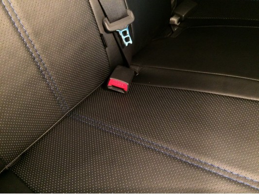 Авточехлы на Kia Rio 4